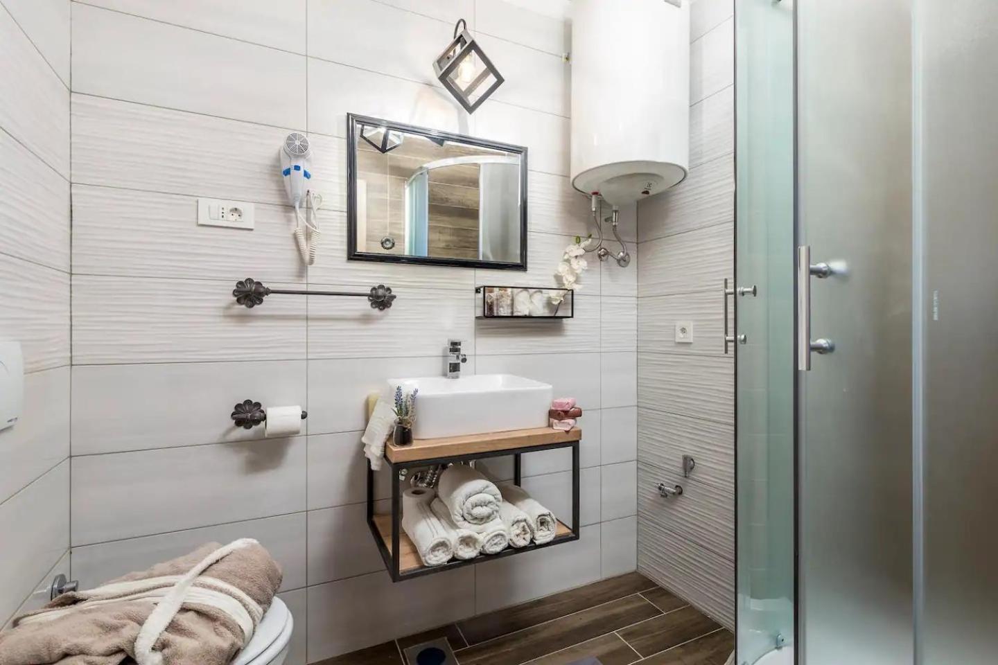 Four Seasons Apartment Rijeka Bagian luar foto
